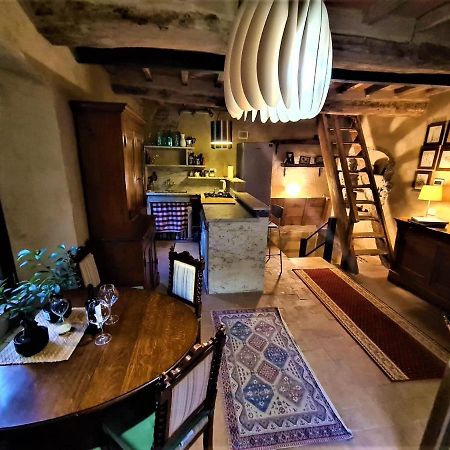 Incantevole Casa Sul Fiume, Relax E Natura Ai Piedi Della Alpi Apuane Massa  Dış mekan fotoğraf