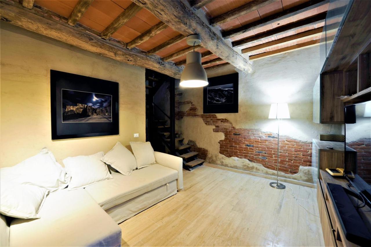 Incantevole Casa Sul Fiume, Relax E Natura Ai Piedi Della Alpi Apuane Massa  Dış mekan fotoğraf