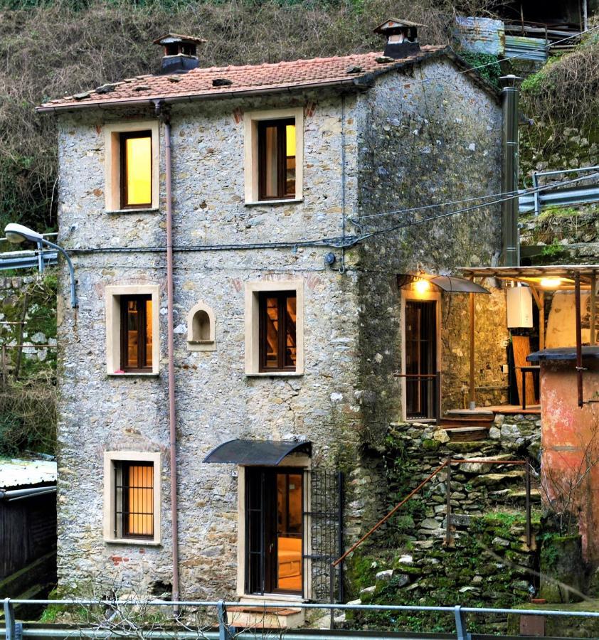 Incantevole Casa Sul Fiume, Relax E Natura Ai Piedi Della Alpi Apuane Massa  Dış mekan fotoğraf