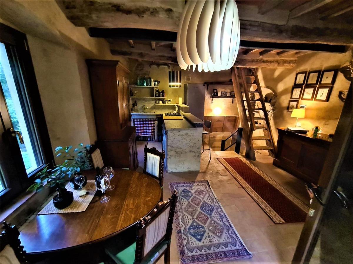 Incantevole Casa Sul Fiume, Relax E Natura Ai Piedi Della Alpi Apuane Massa  Dış mekan fotoğraf